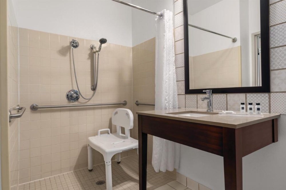 Country Inn & Suites by Radisson, Big Flats (Elmira), NY Main image